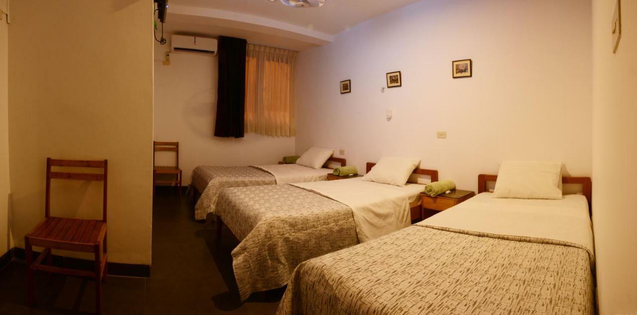 Hostal Casa Blanca Tarapoto Exteriör bild